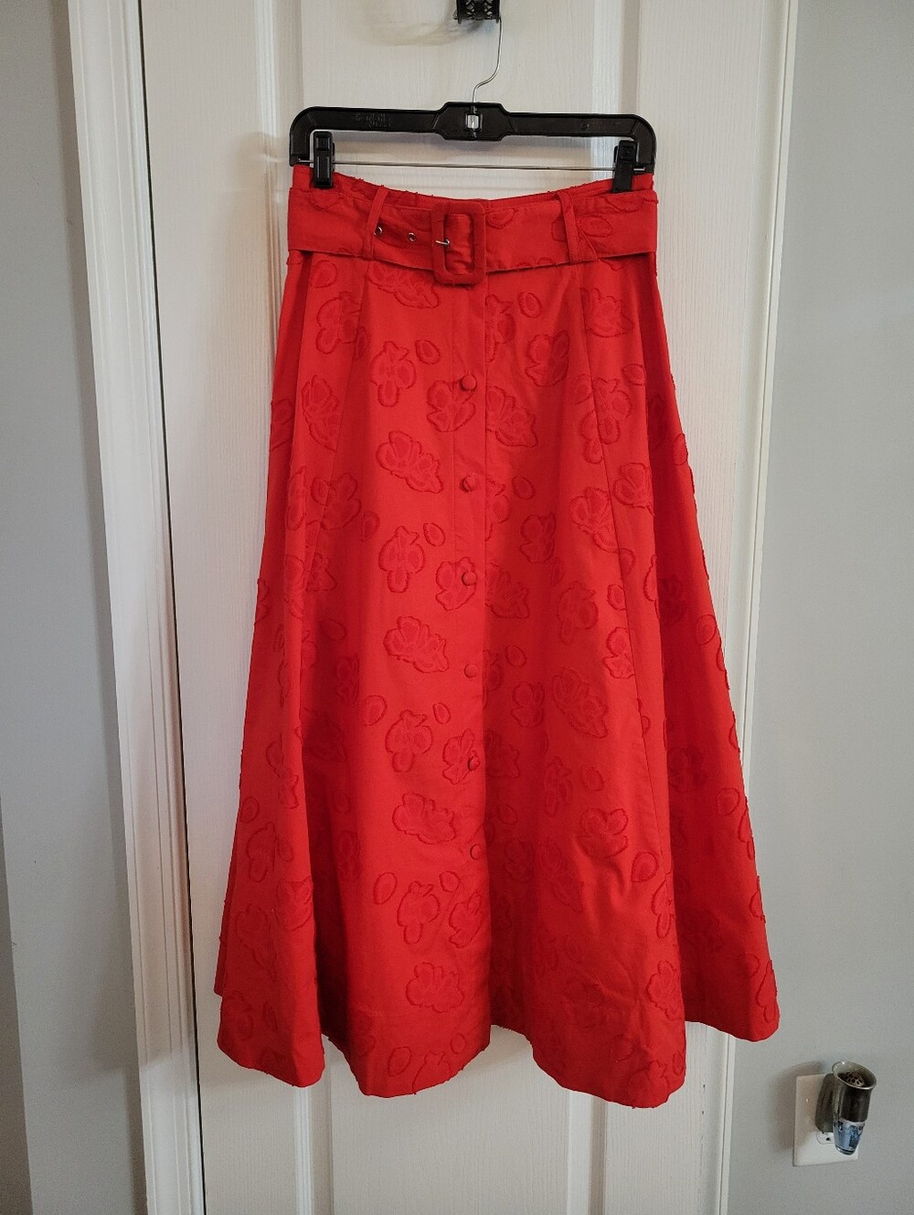 Maeve Anthropologie Sandra Red Embroidered Floral Belted Midi Skirt Size 2